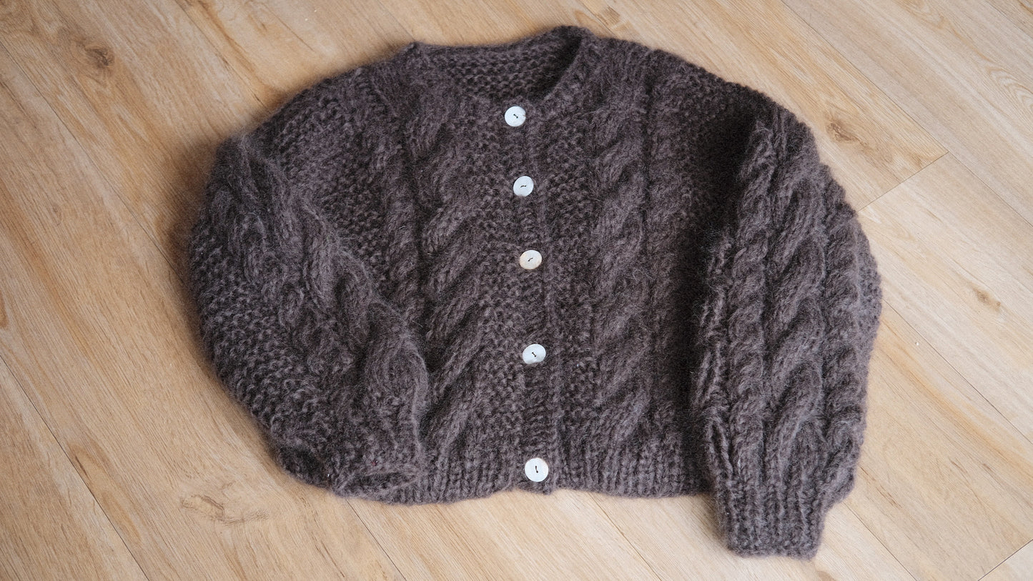Cable knit Cardigan Knitting Pattern