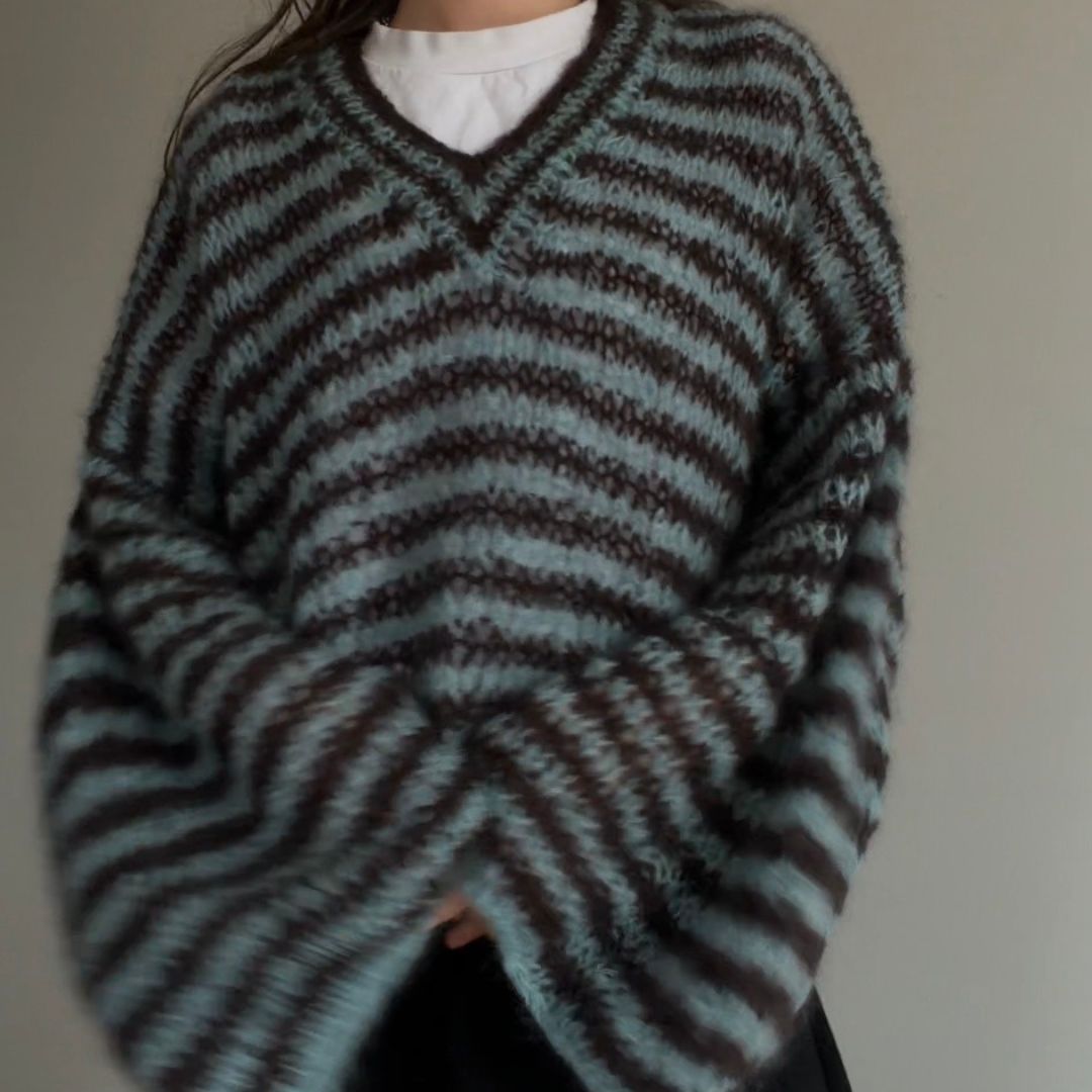 Jumbo V-Neck Sweater Pattern