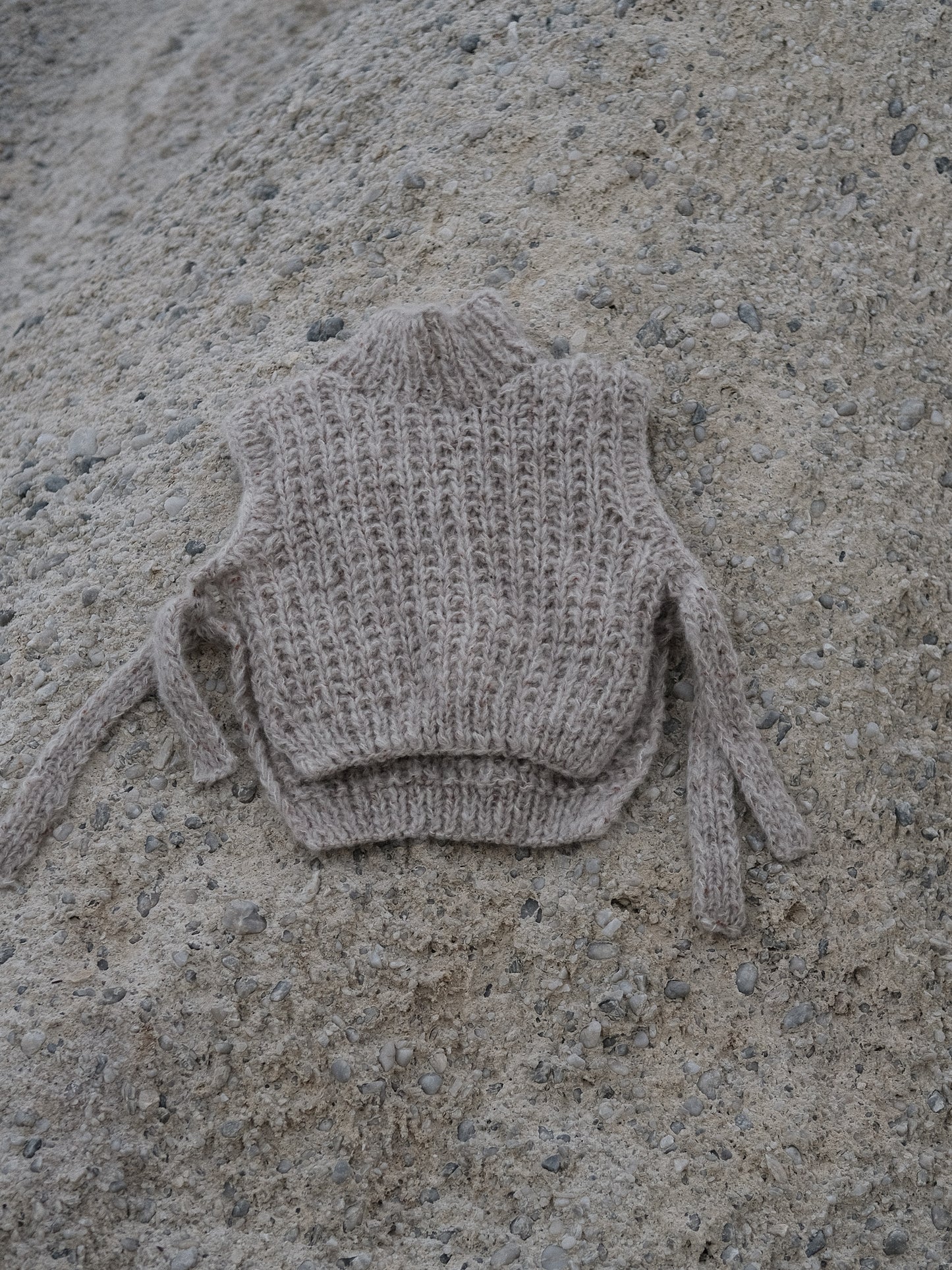 Apron Vest Knitting Kit